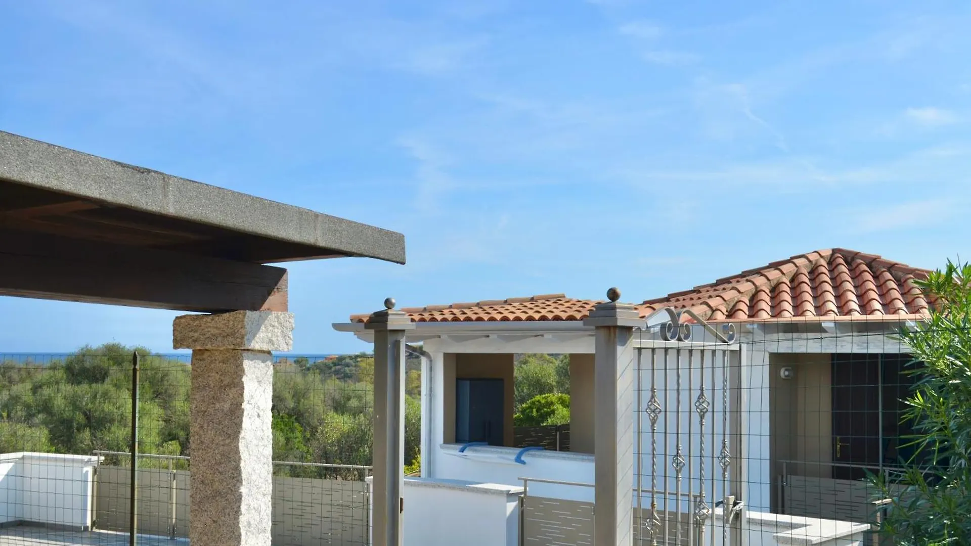 Iss Travel, Casa Smeraldo 10 Beds, Wonderful View Of The Gulf Of San Teodoro